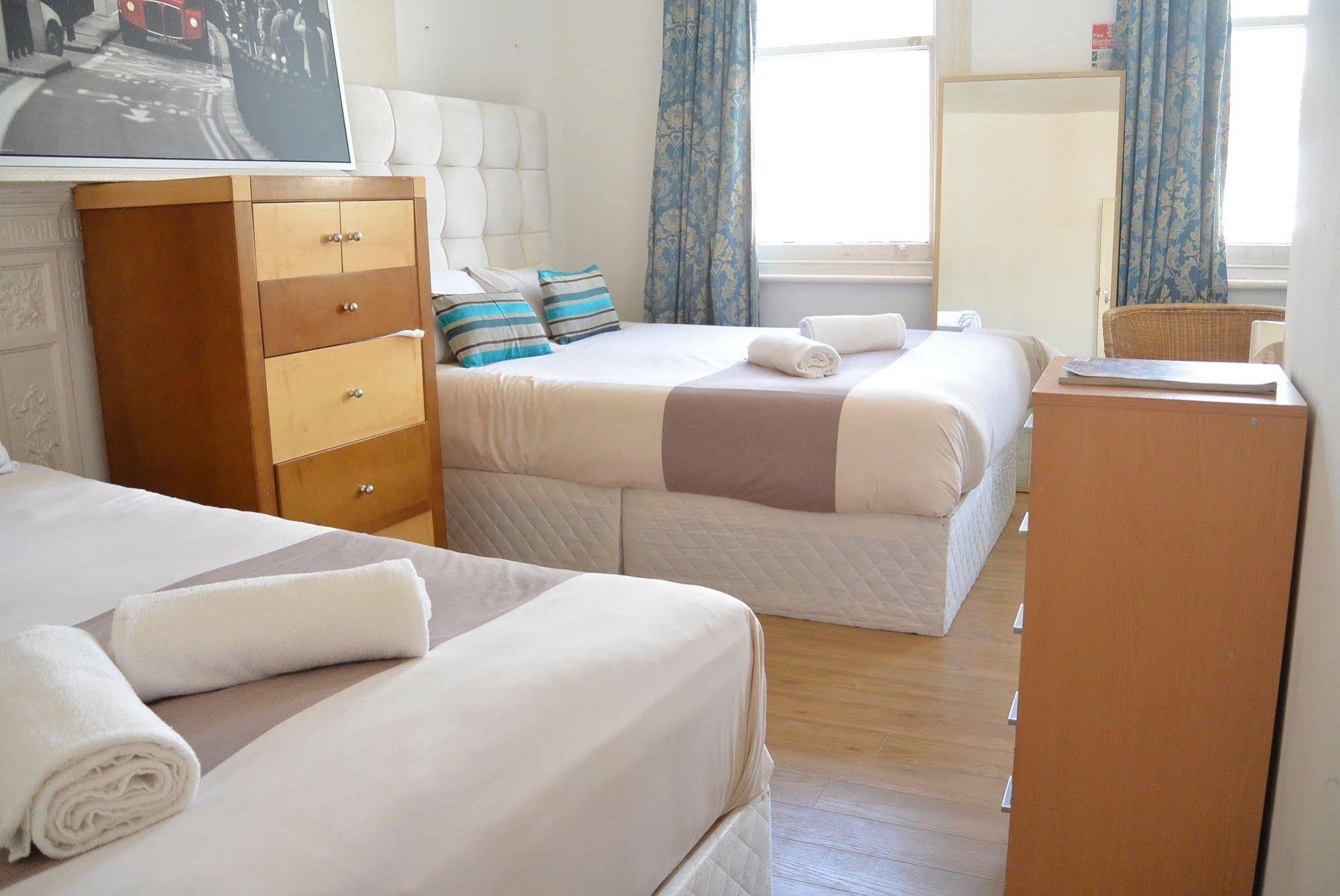Cambridge Pensiune 2*